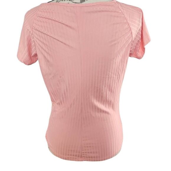 NSR Ladies Size Large Pink Ruched Front Short Sleeve Cropped Top - Picture 4 of 7